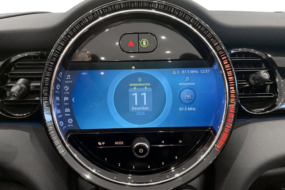 MINI Cooper SE Cabriolet 2d