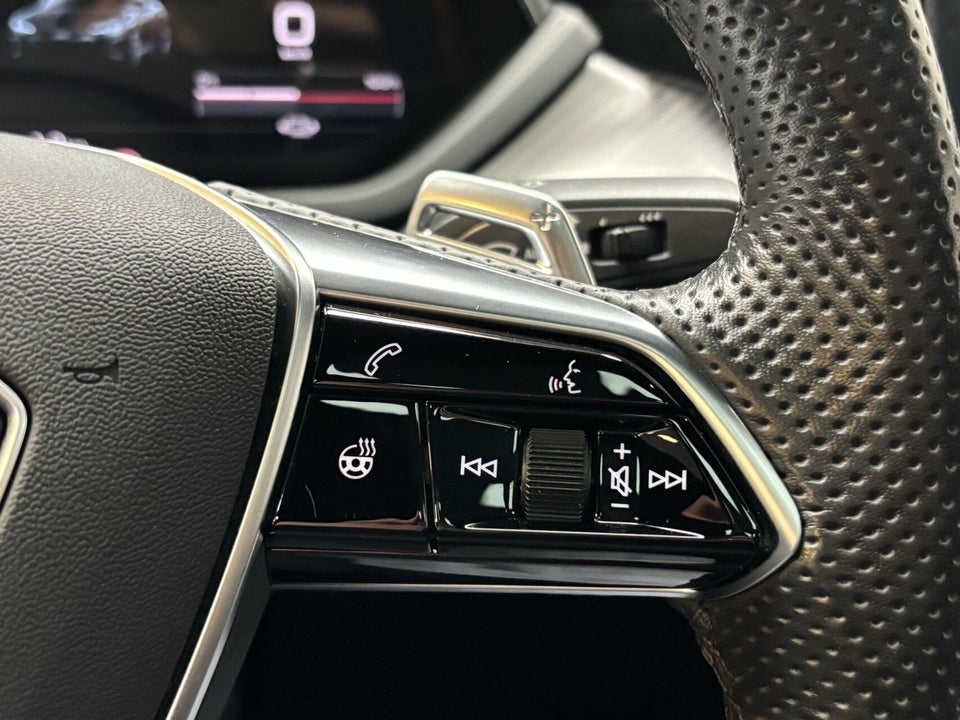 Audi e-tron GT quattro 4d