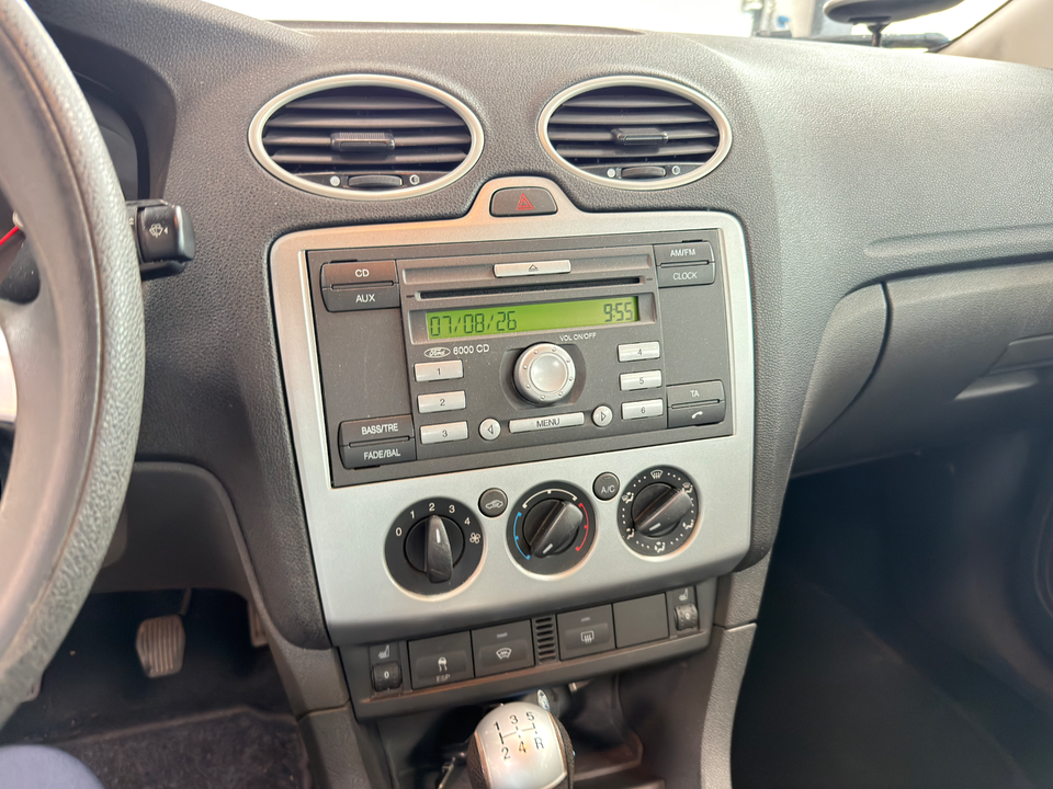Ford Focus 1,6 Trend 100 4d