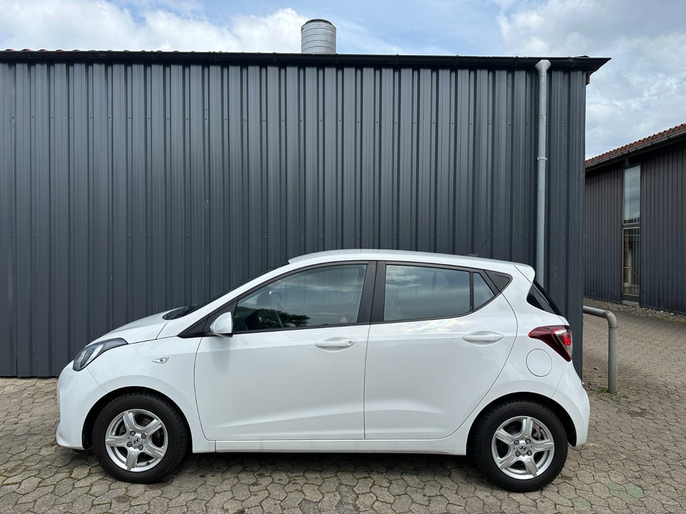 Hyundai i10 1,0 Touch 5d