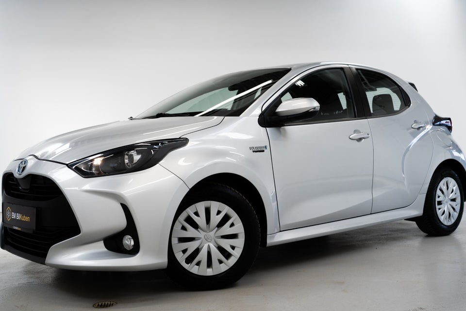 Toyota Yaris 1,5 Hybrid H3 e-CVT 5d
