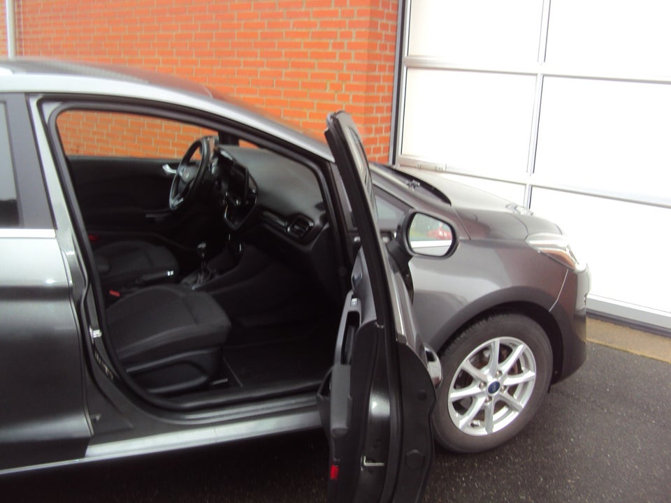 Ford Fiesta 1,0 EcoBoost Titanium 5d