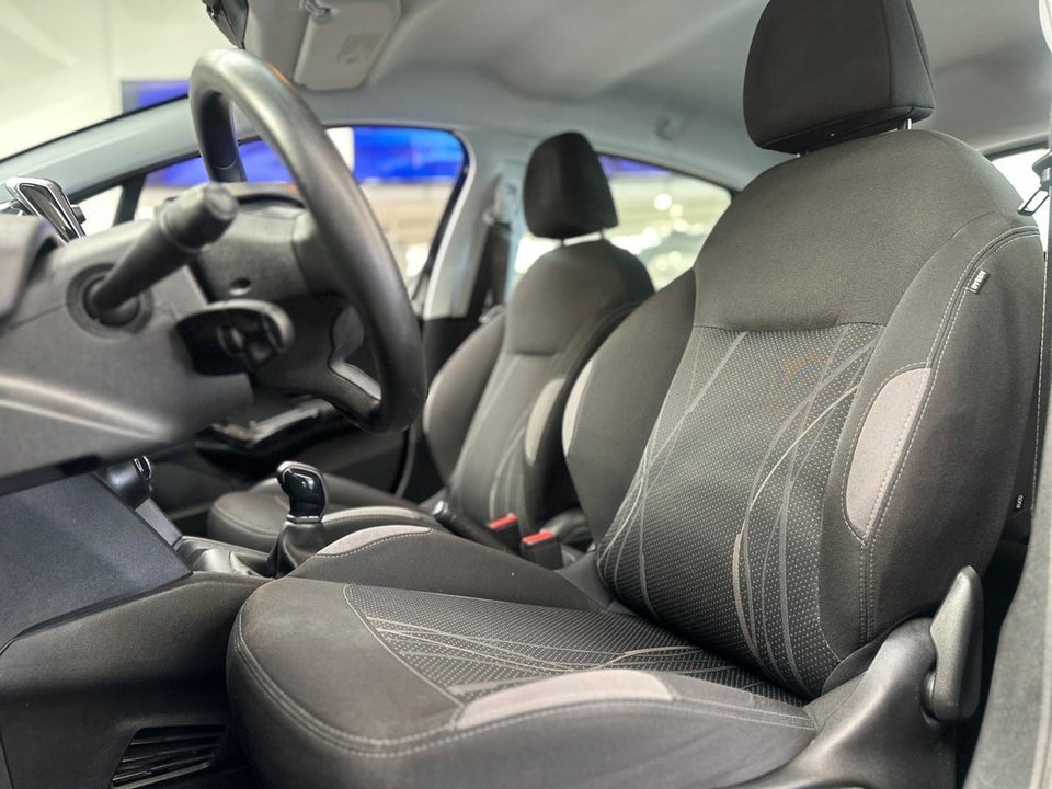 Peugeot 208 1,2 VTi Active 5d