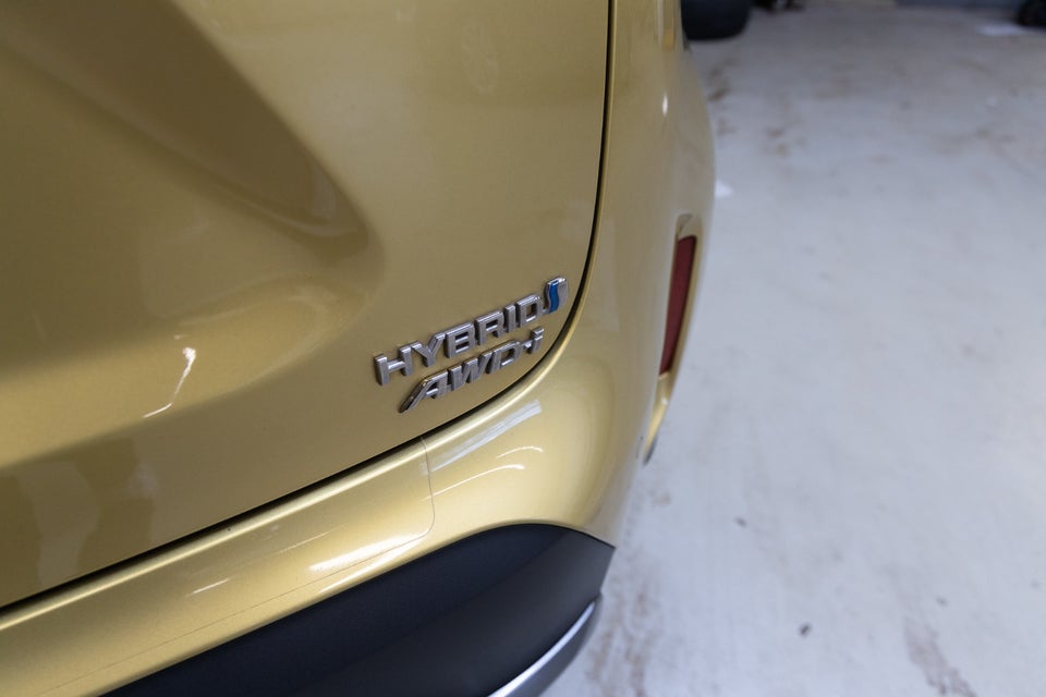 Toyota Yaris Cross 1,5 Hybrid Adventure e-CVT AWD-i 5d