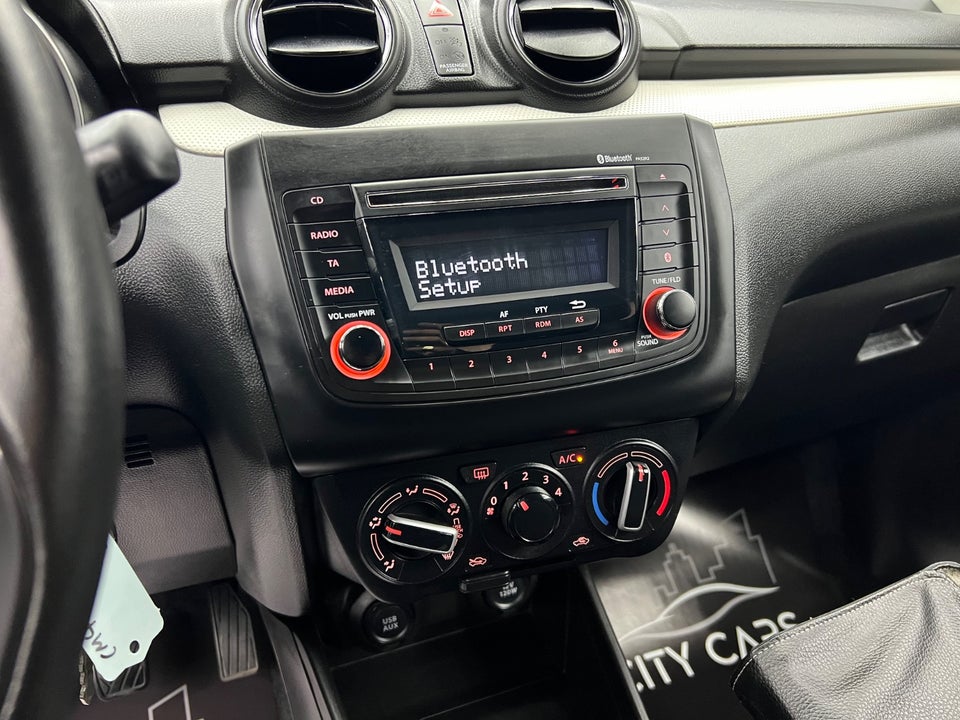 Suzuki Swift 1,2 Dualjet Club 5d