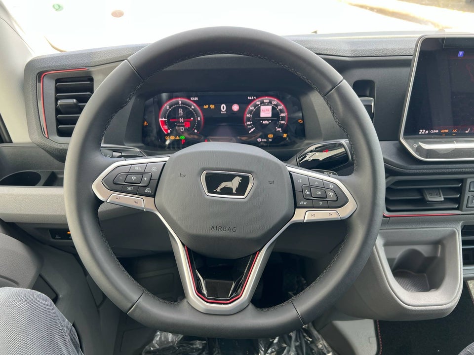 MAN TGE 2,0 3.180 Kassevogn L3H3 aut. FWD