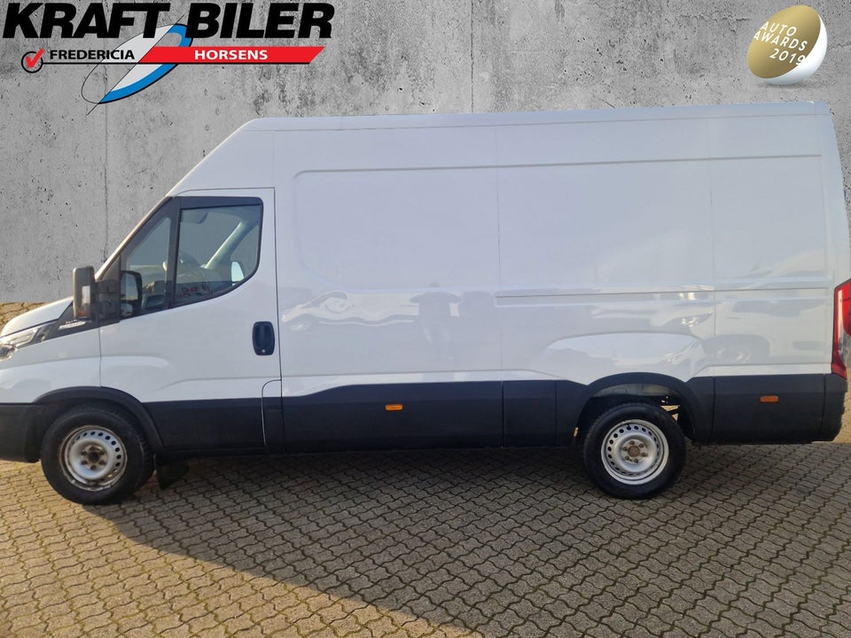 Iveco Daily 2,3 35S16 12m³ Kølevogn AG8