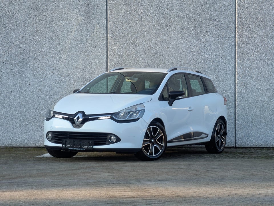 Renault Clio IV 0,9 TCe 90 Expression Sport Tourer 5d