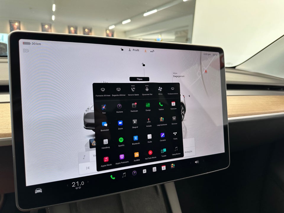 Tesla Model Y Long Range AWD 5d