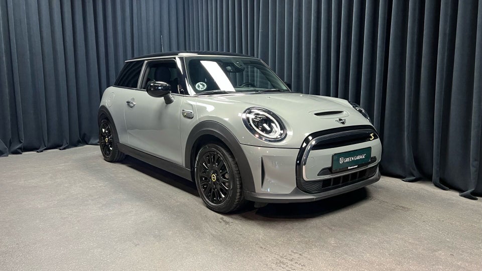 MINI Cooper SE Classic Trim 3d