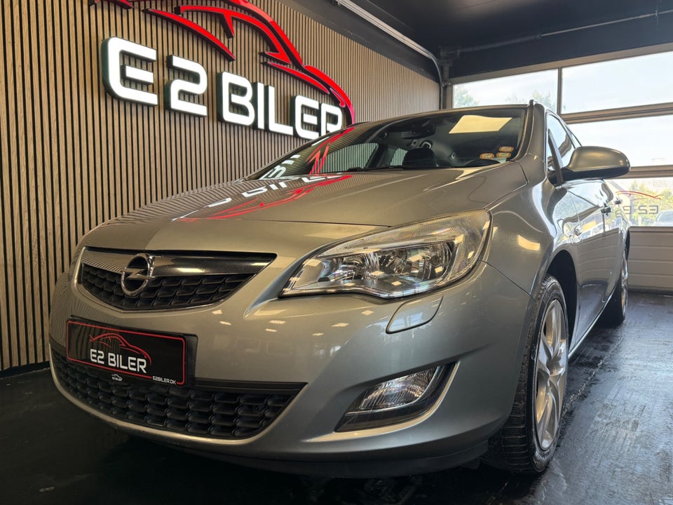 Opel Astra 1,4 T 140 Enjoy Sports Tourer 5d
