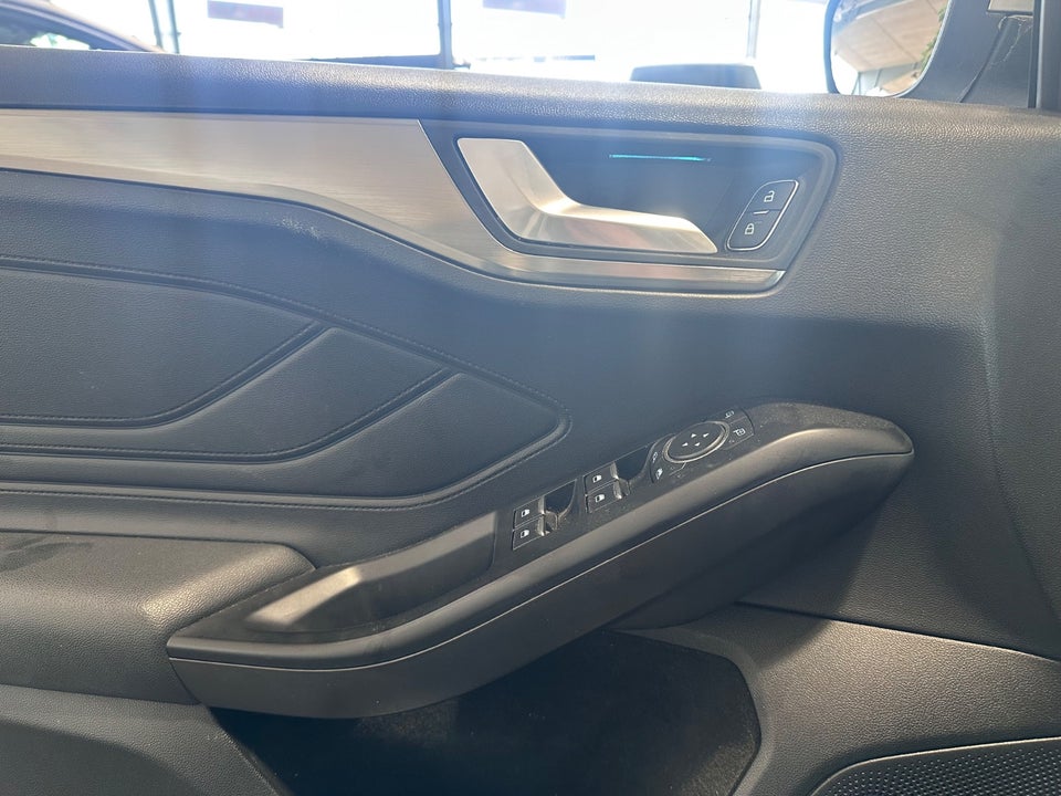 Ford Focus 1,5 EcoBlue Titanium stc. aut. Van 5d