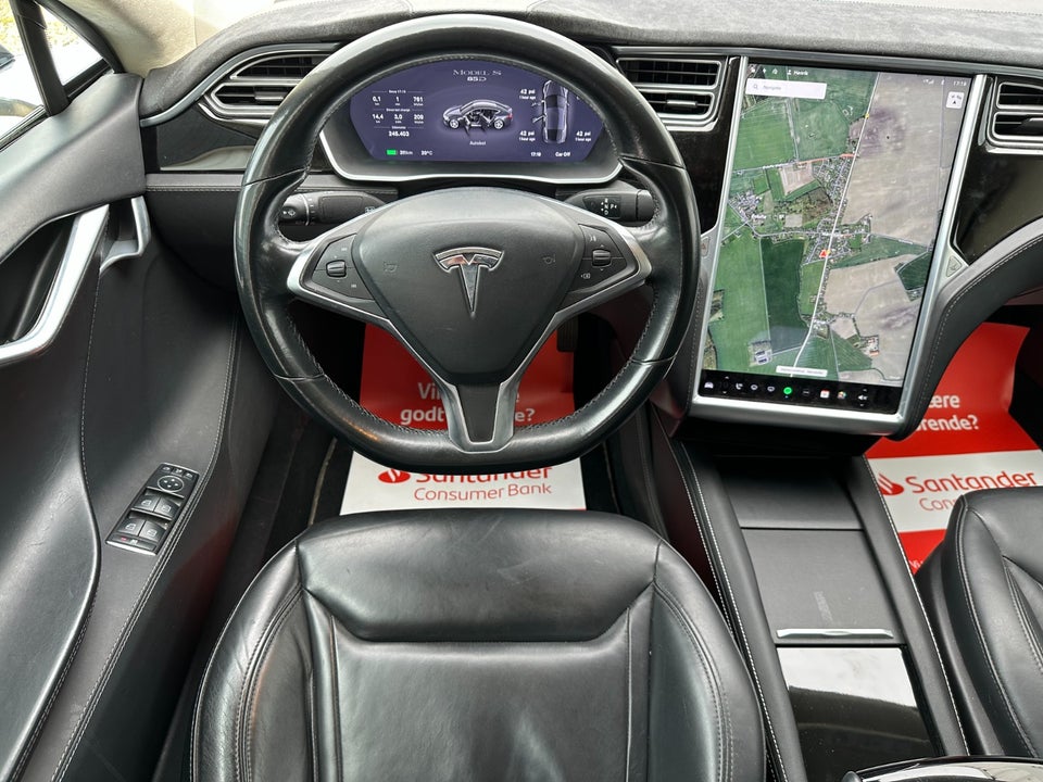 Tesla Model Y Long Range AWD 5d