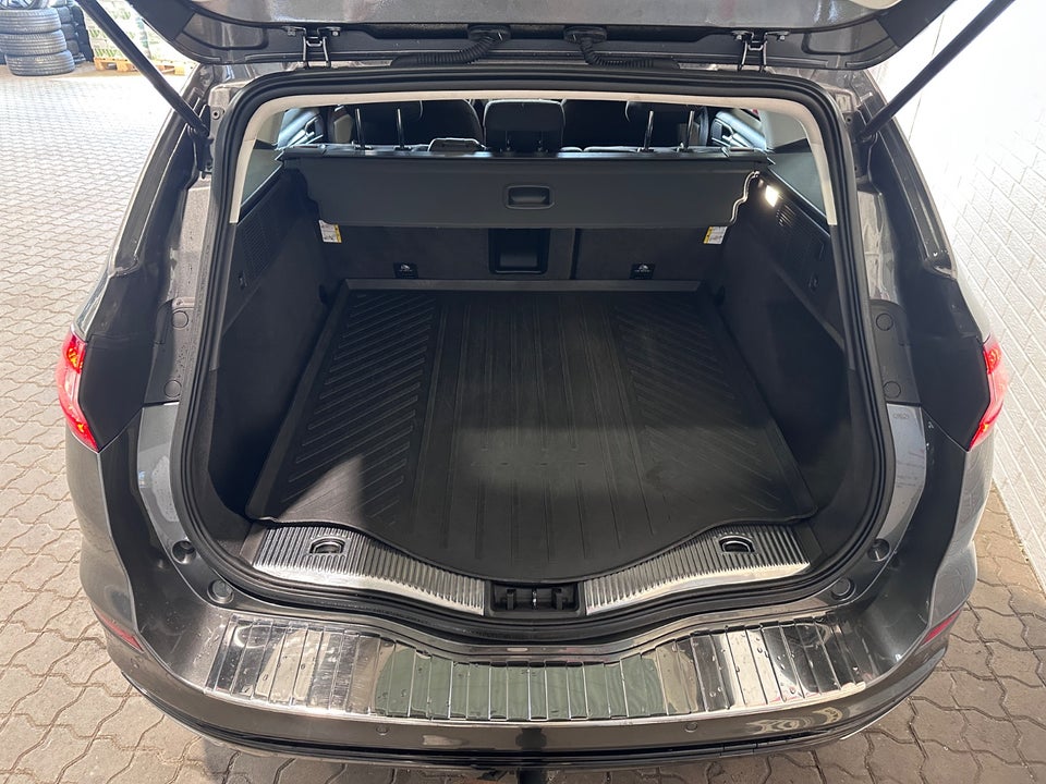 Ford Mondeo 2,0 TDCi 180 Titanium aut. 5d