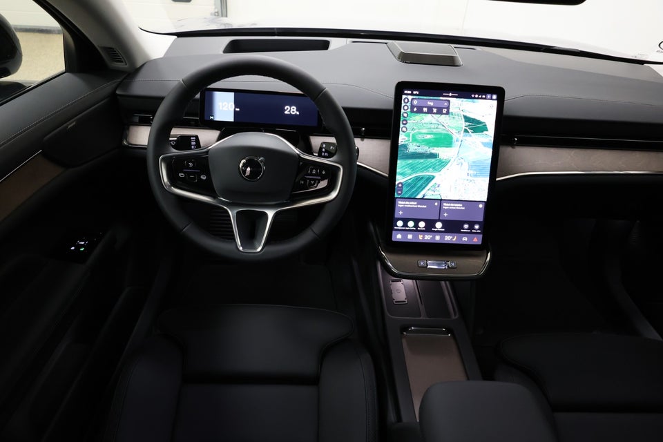Volvo ES90 Extended Range Plus 4d