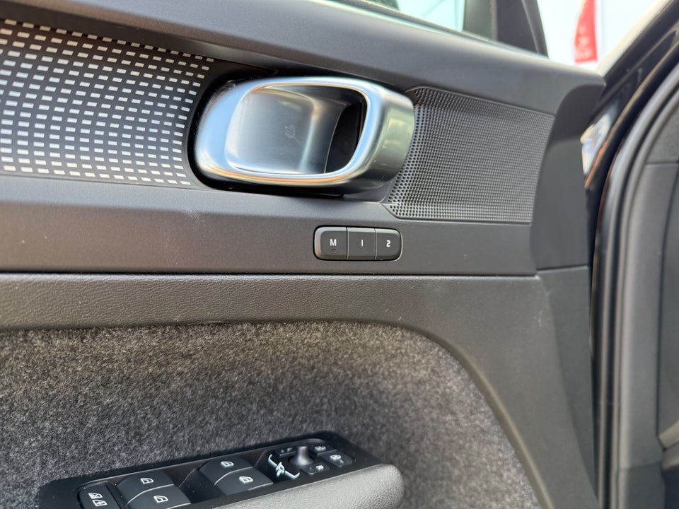 Volvo XC40 P6 ReCharge Plus 5d