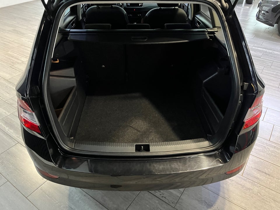 Skoda Fabia 1,0 TSi 110 Style Combi DSG 5d