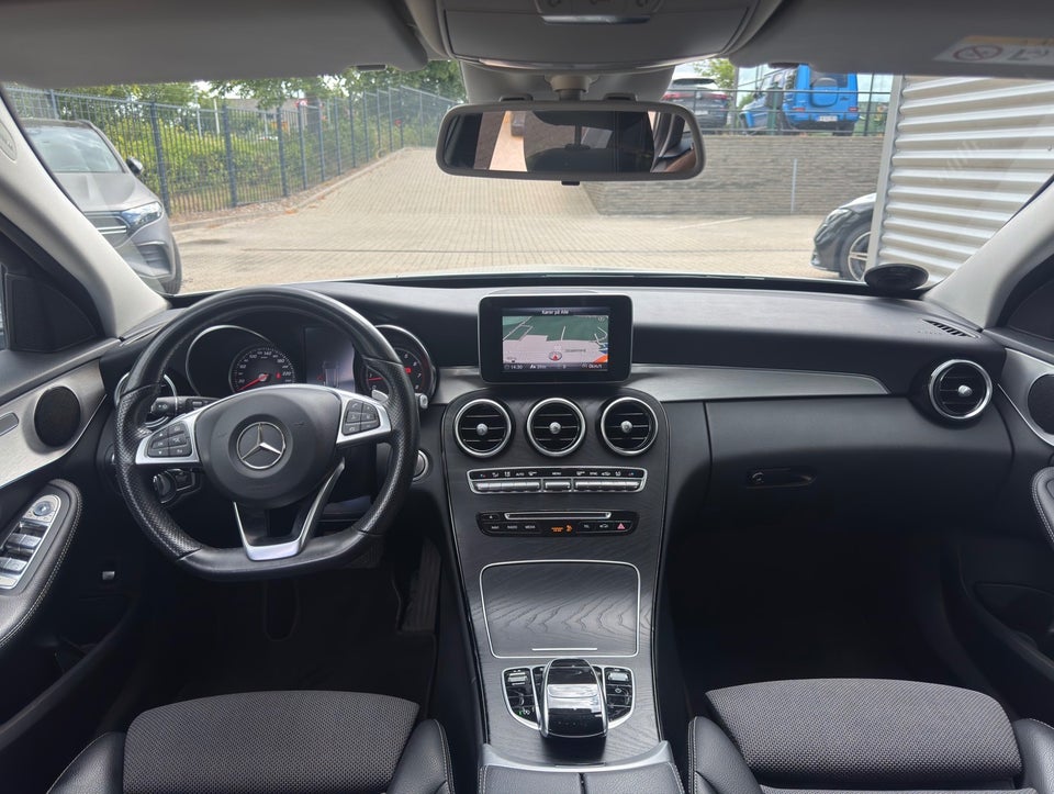 Mercedes C200 2,0 Edition C stc. aut. 5d