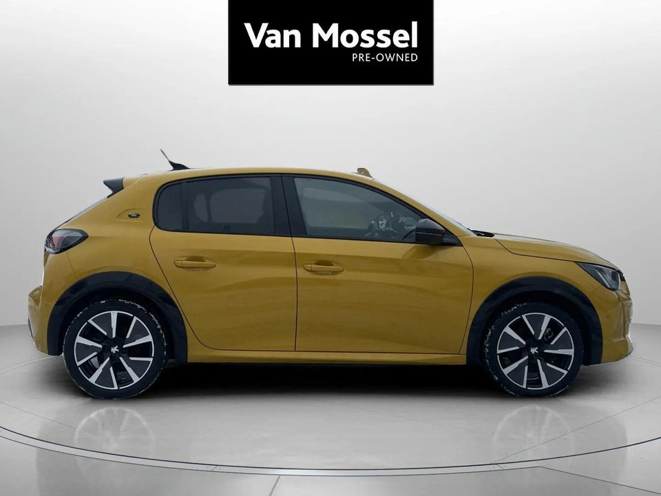 Peugeot e-208 50 GT 5d