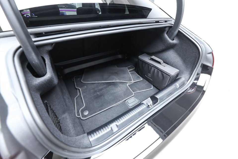 Mercedes EQE350 AMG Line 4d