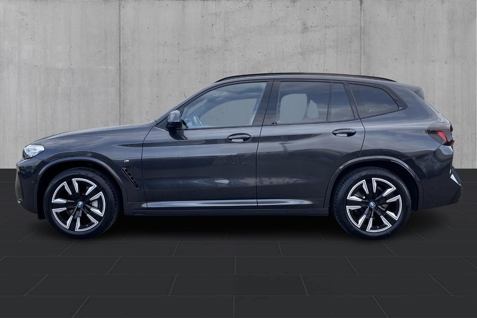 BMW iX3 Charged M-Sport 5d