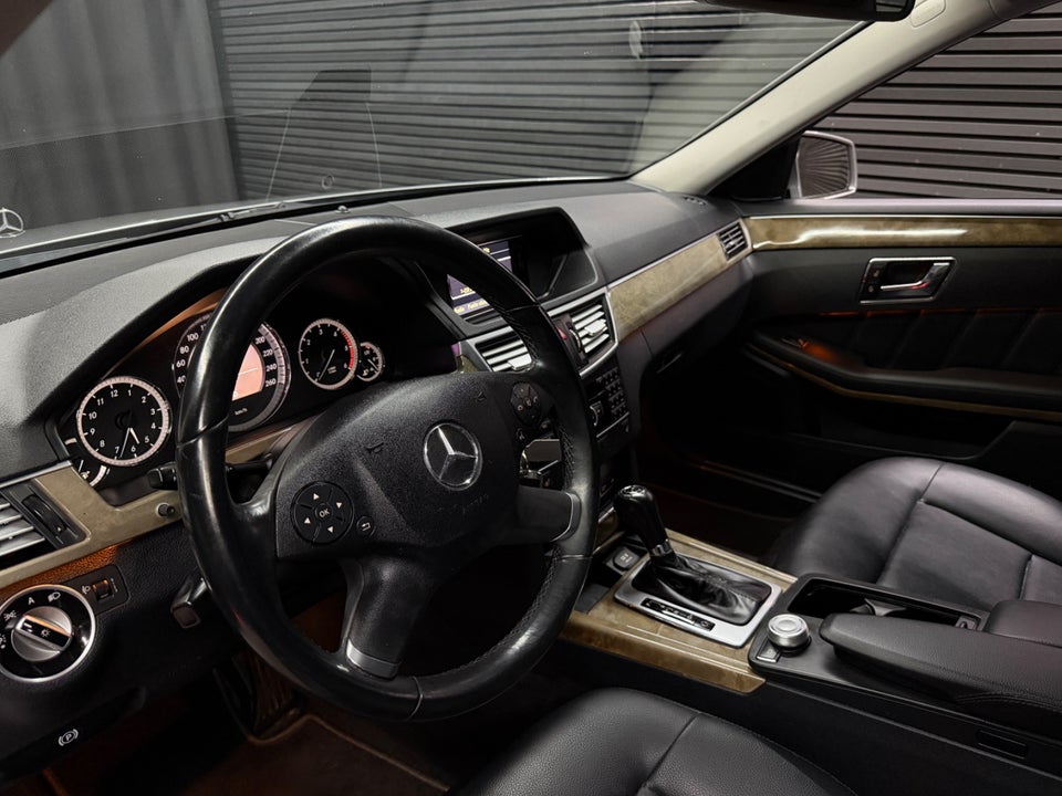 Mercedes E200 2,2 CDi Elegance aut. BE 4d