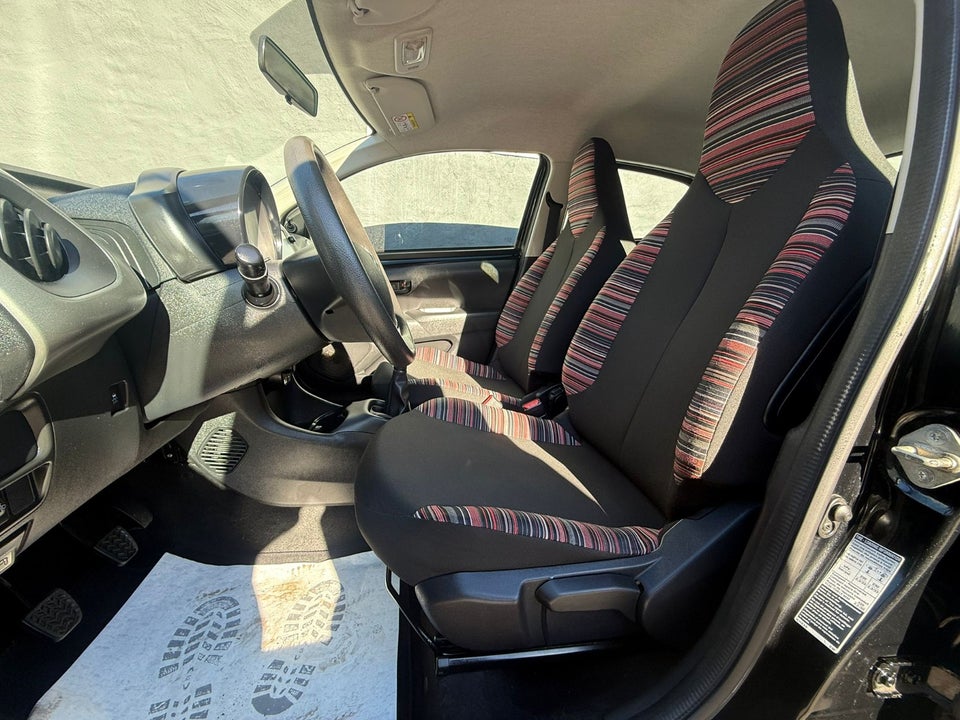 Citroën C1 1,2 PureTech Feel 5d