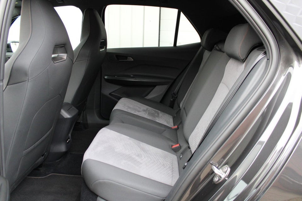 Cupra Born 77 e-Boost 5d