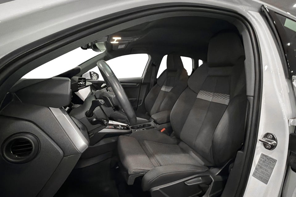 Audi A3 40 TFSi e Prestige Sportback S-tr. 5d