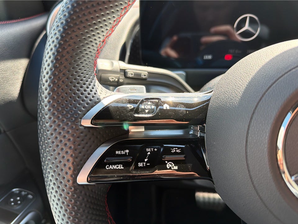 Mercedes EQB250+ AMG Line 5d