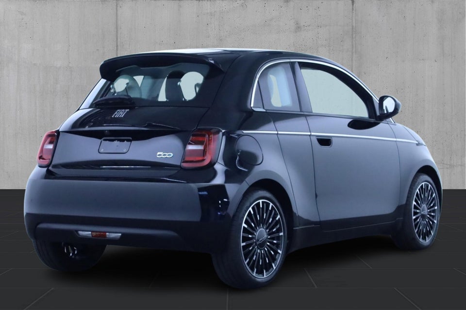 Fiat 500e 42 la Prima by Bocelli 3d