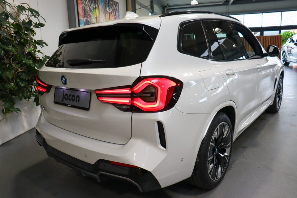 BMW iX3 Charged Plus M-Sport 5d