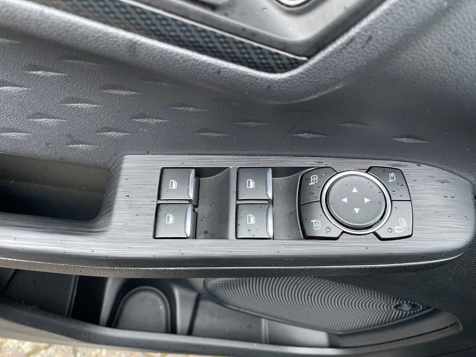 Ford Kuga 2,5 PHEV ST-Line X CVT 5d