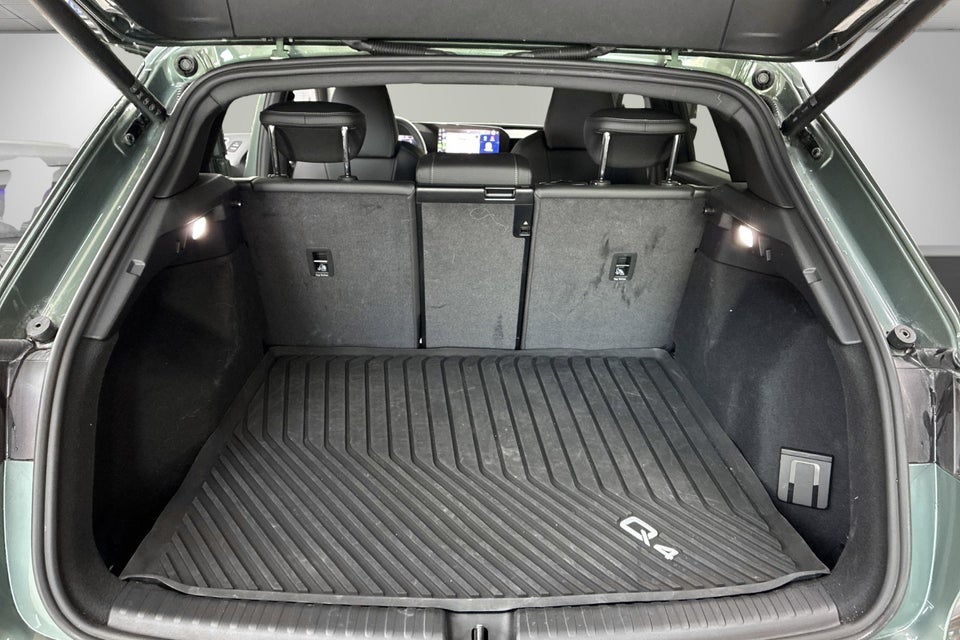 Audi Q4 e-tron performance 5d