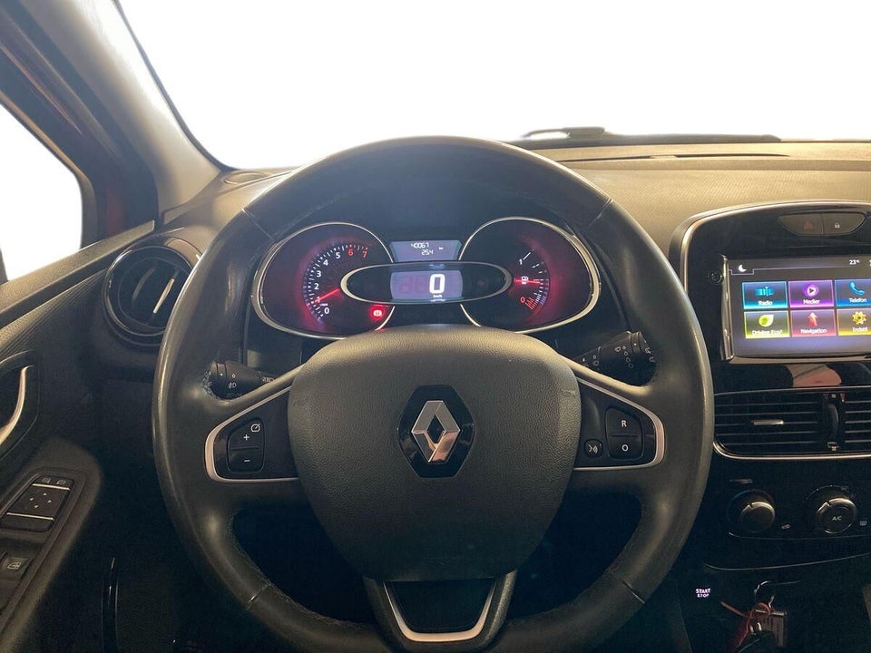 Renault Clio IV 0,9 TCe 90 GO! Sport Tourer 5d