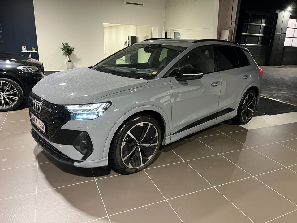 Audi Q4 e-tron 40 S-line 5d