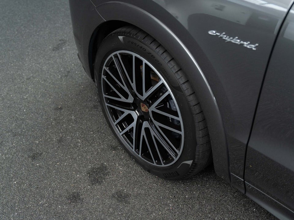 Porsche Cayenne 3,0 E-Hybrid Tiptr. 5d