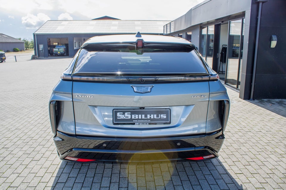 Cadillac Lyriq 600 E4 Sport AWD 5d
