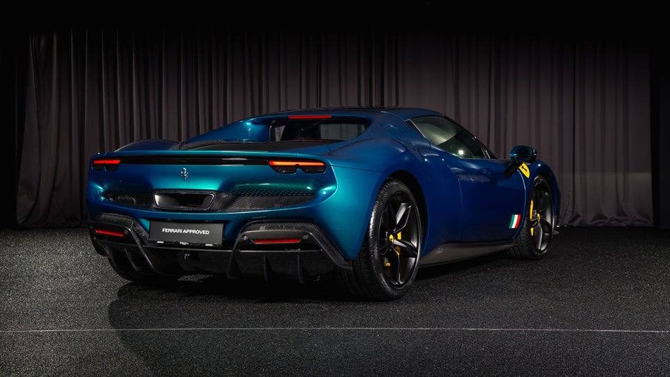 Ferrari 296 GTB 2,9 DCT 2d