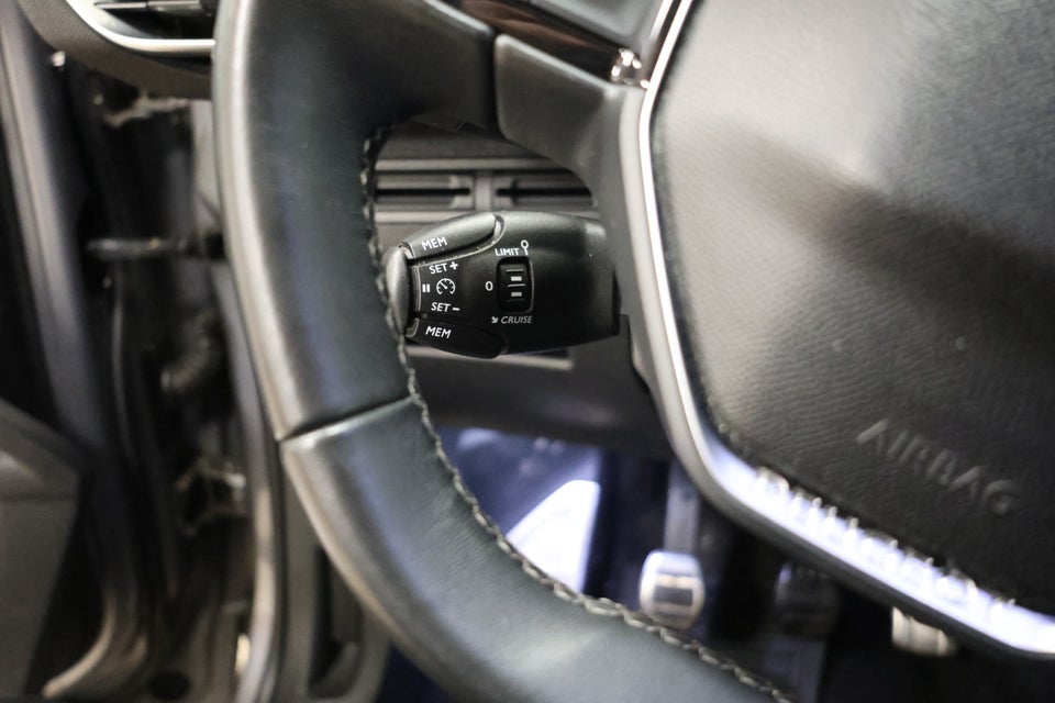 Peugeot 3008 1,6 BlueHDi 120 Allure 5d