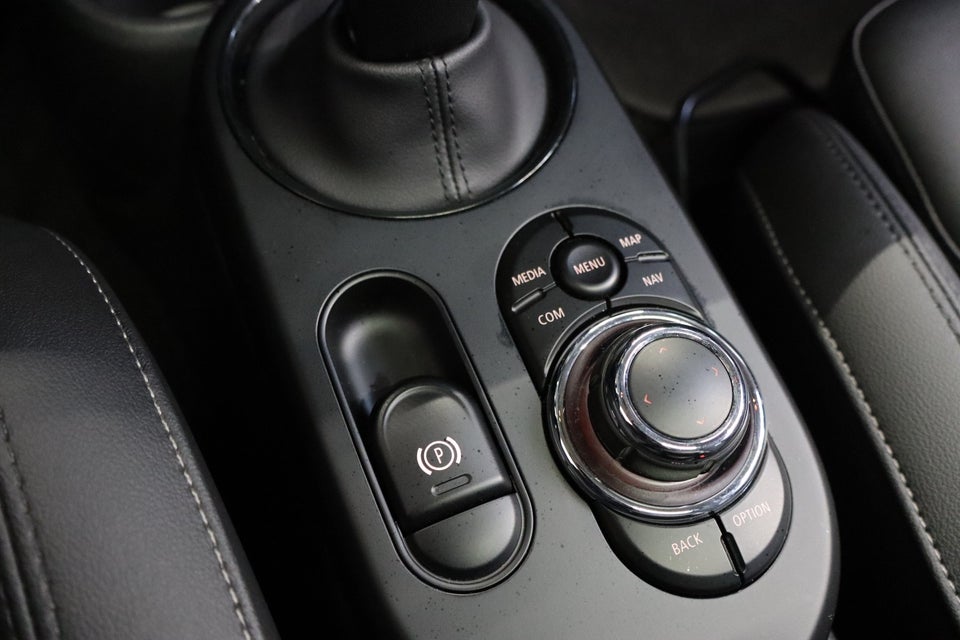 MINI Cooper SE Edition Premium Plus 3d