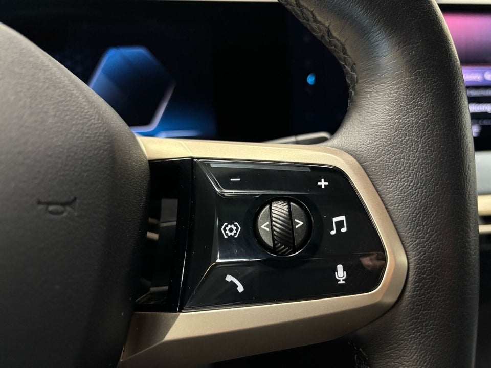 BMW iX xDrive40 5d