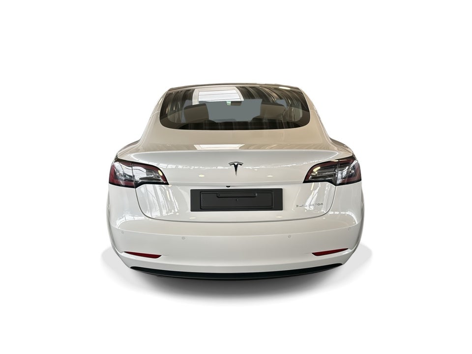 Tesla Model 3 Long Range AWD 4d