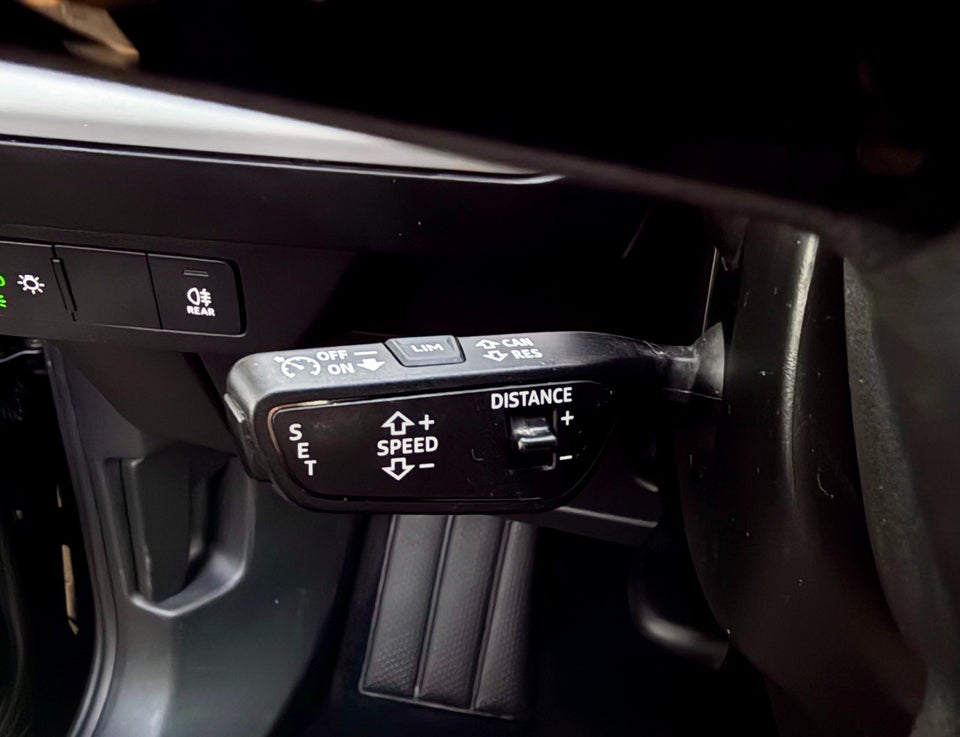 Audi Q4 e-tron 40 Advanced 5d