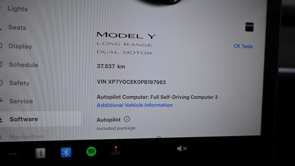 Tesla Model Y Long Range AWD 5d