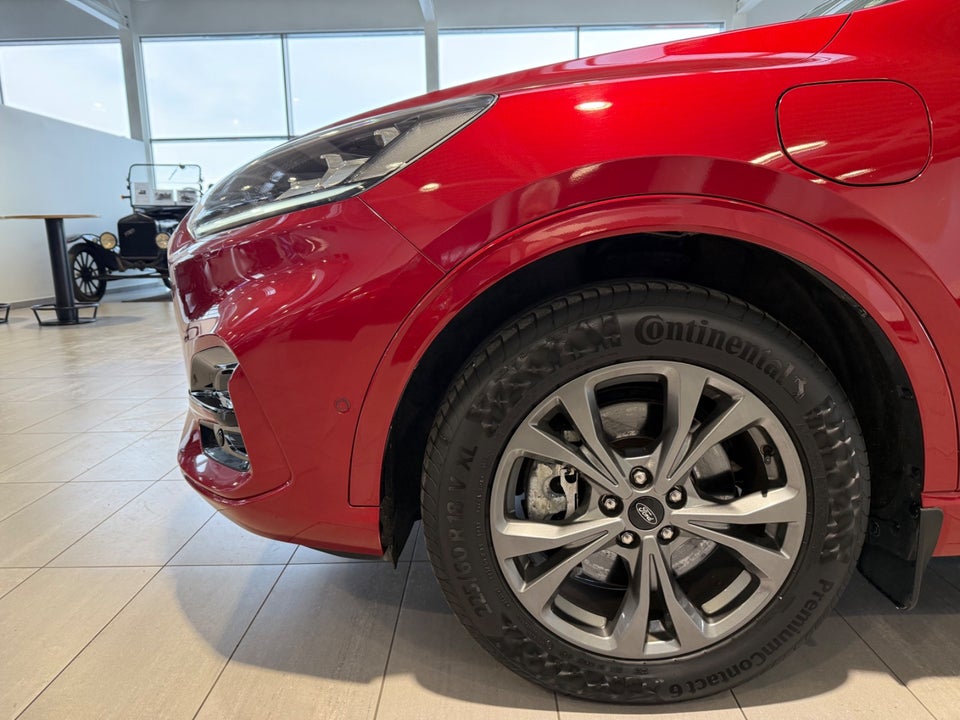 Ford Kuga 2,5 PHEV ST-Line X CVT 5d