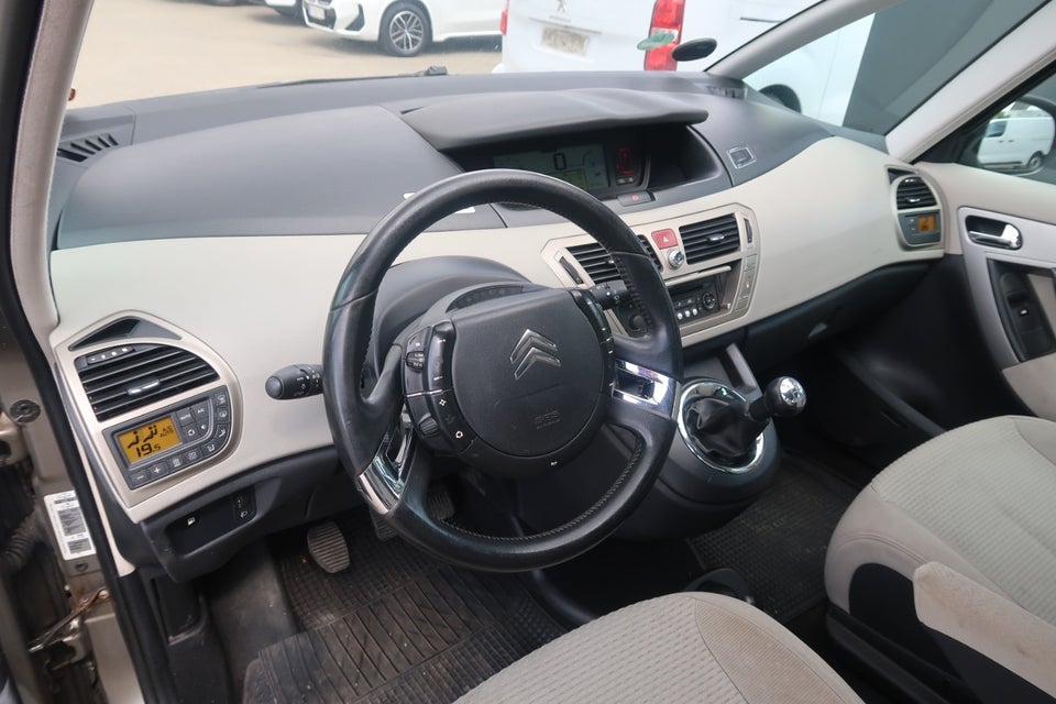 Citroën C4 Picasso 1,8 16V VTR+ 5d