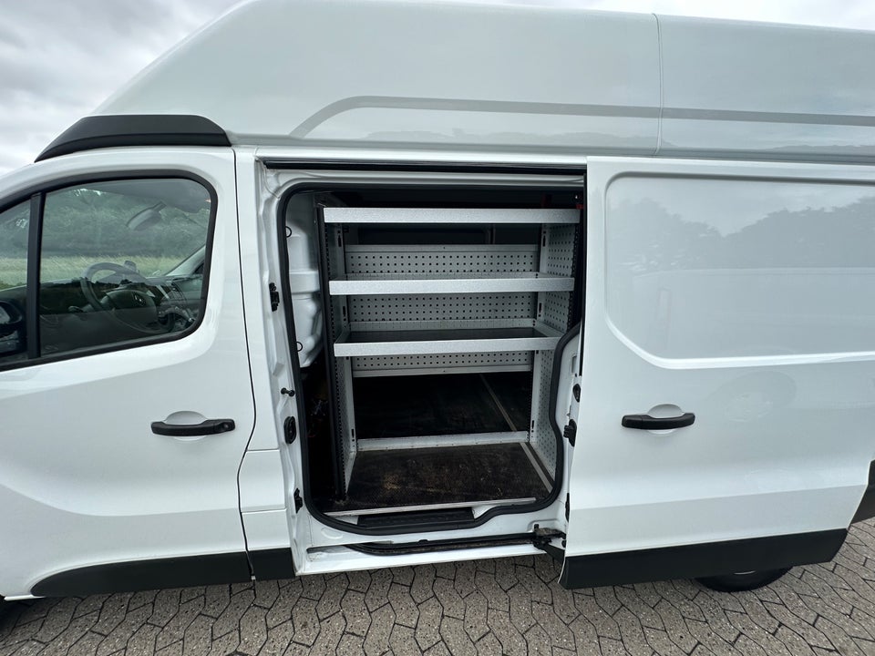 Renault Trafic T29 2,0 dCi 145 L2H2