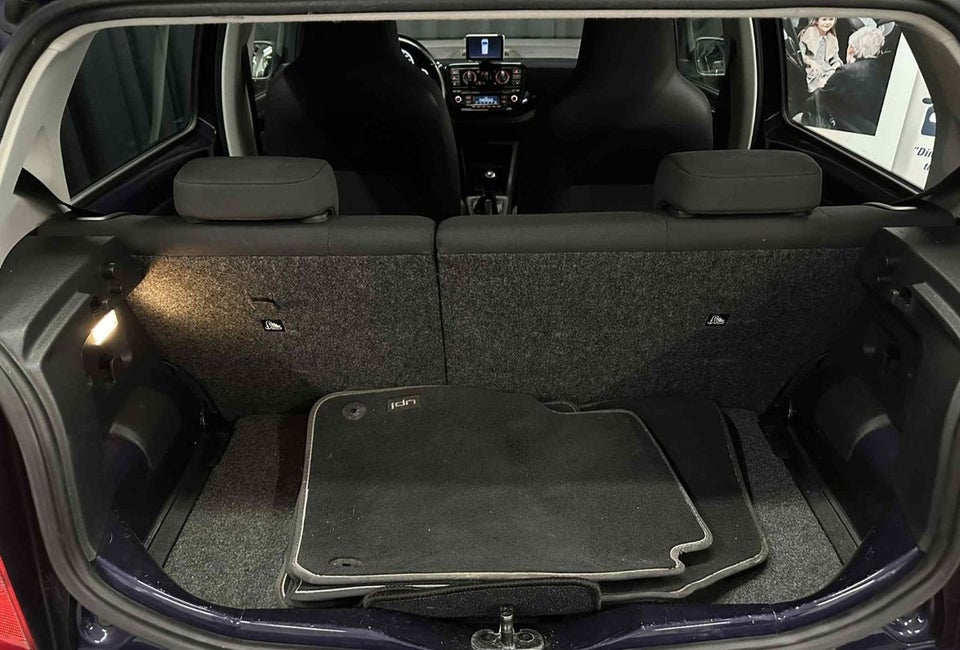 VW Up! 1,0 60 High Up! BMT 5d