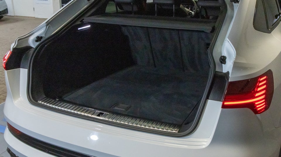 Audi e-tron 55 Black Edition S-line Sportback quattro 5d